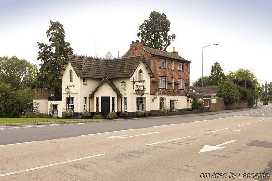 Отель Crossroads By Chef & Brewer Collection Weedon Bec Экстерьер фото