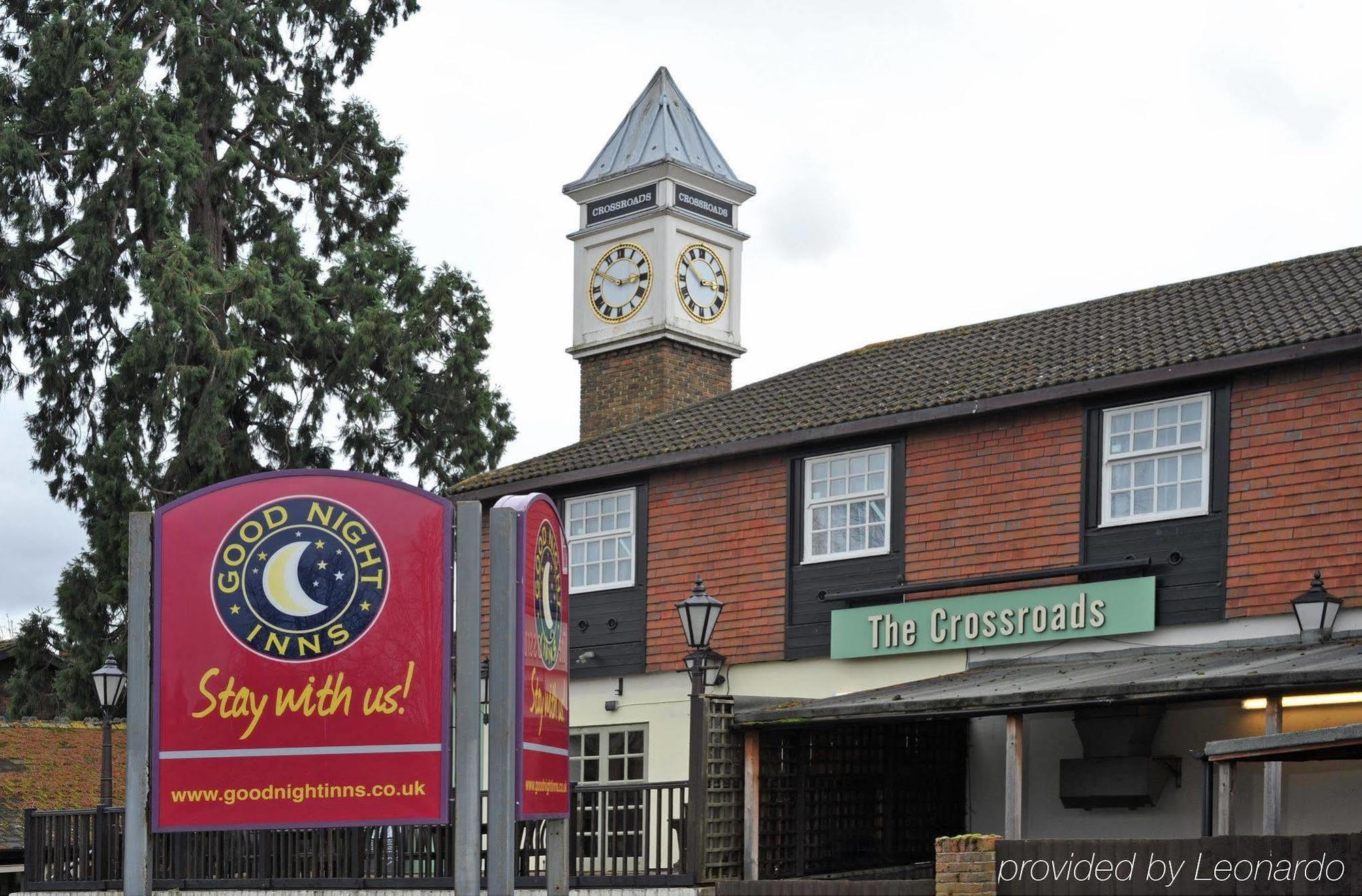 Отель Crossroads By Chef & Brewer Collection Weedon Bec Экстерьер фото